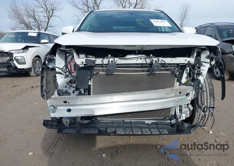 2022 Toyota Rav4 Xle z USA, uszkodzony, nr VIN 2T3P1RFV0NW295400